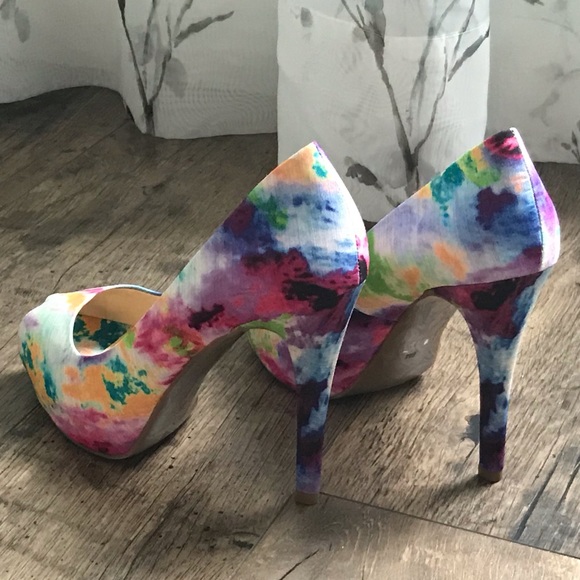 NEW Multi Color Guess Peep Toe - Picture 4 of 8